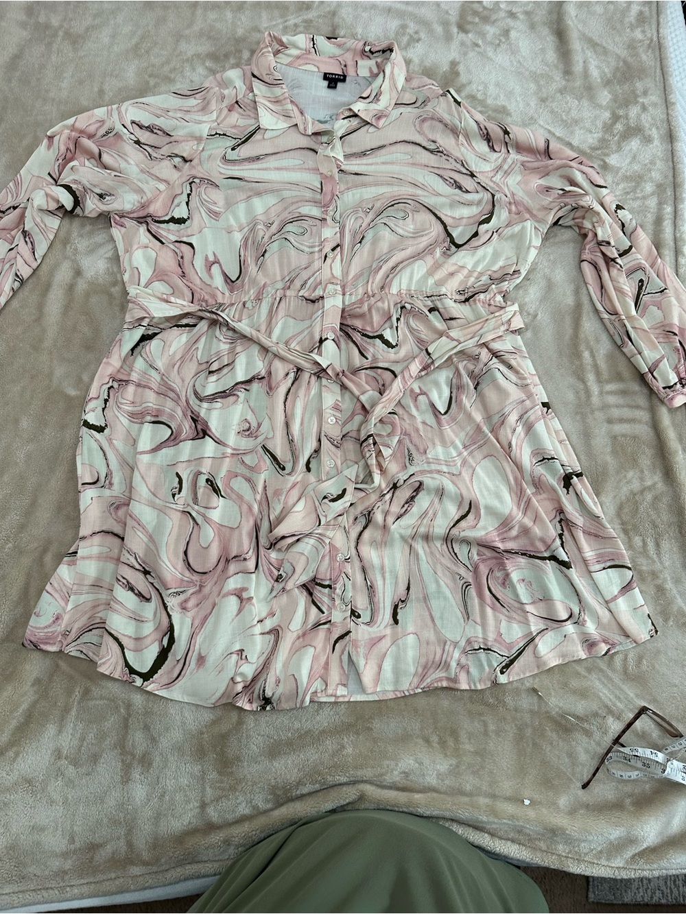 torrid Pink Marble-Print Button Front Tunic with Self Tie